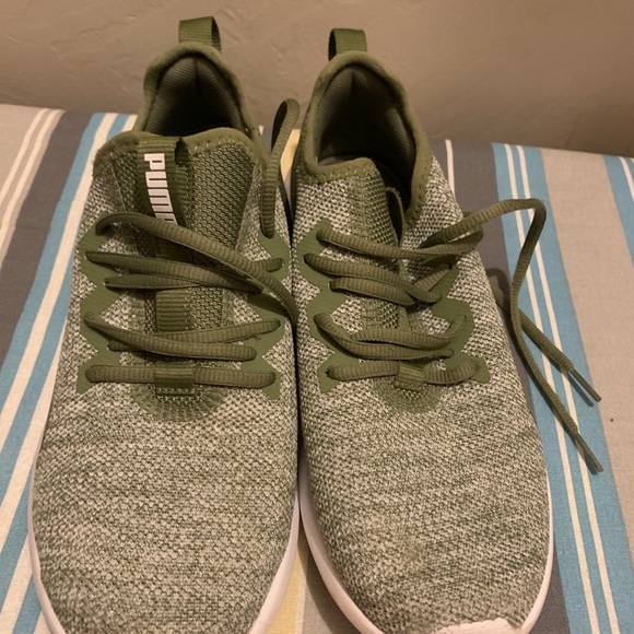 Women’s shoes - Picture 2 of 2